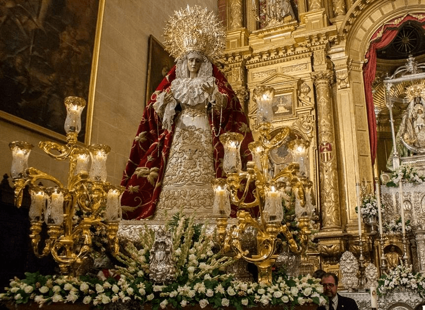 Nuestra Señora de la Esperanza Coronada - Madrugada